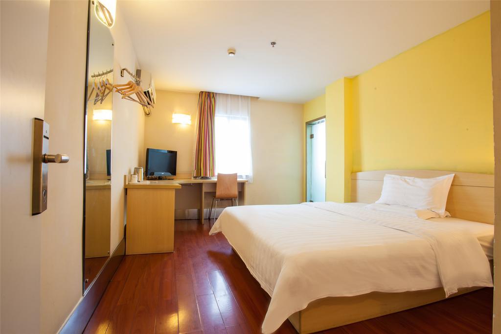 7Days Inn Zhuhai North Railway Station Jinding Exterior foto