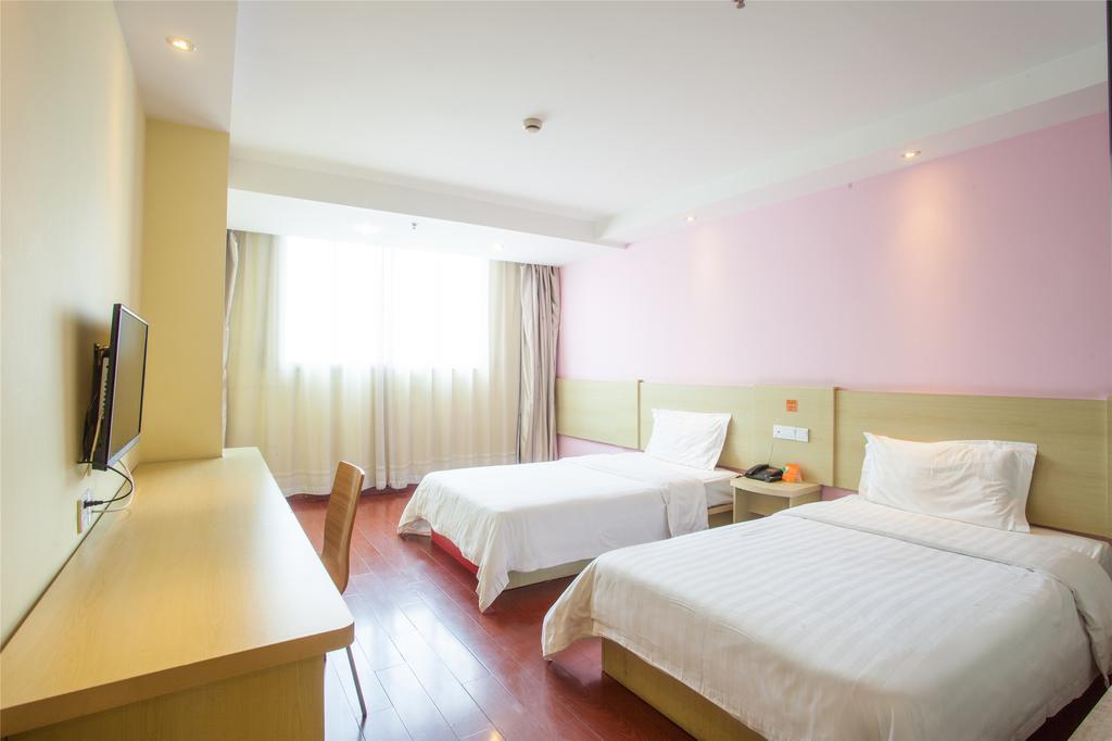 7Days Inn Zhuhai North Railway Station Jinding Exterior foto